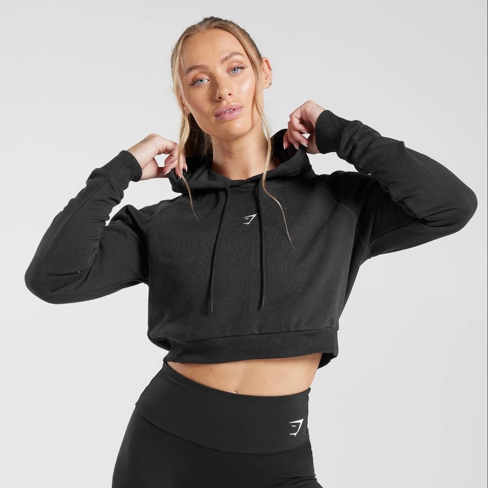 GYMSHARK TRAINING CROPPED HOODIE